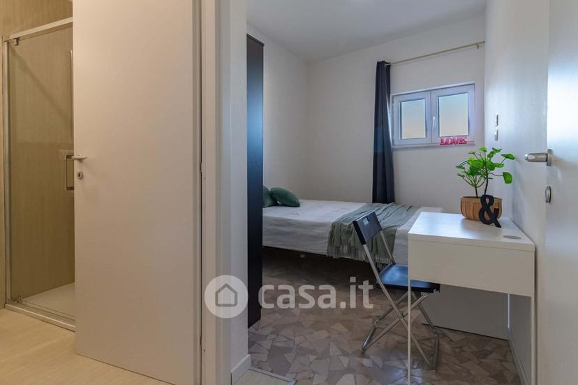 Stanza in Via Cavour 46 — foto 15 di 19