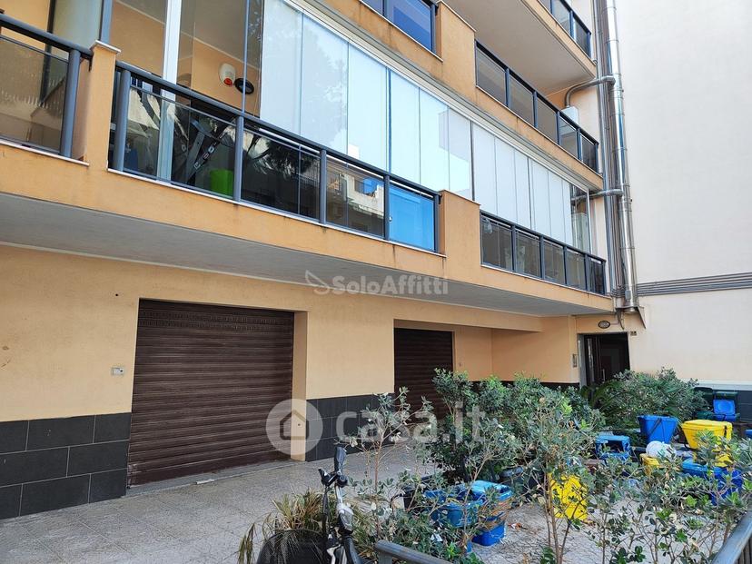 Trilocale in Via Diramazione Rausei Via Cardinale Portanova — foto 12 di 14