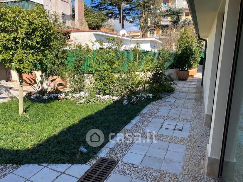 Villa in Via Alessandro Manzoni — foto 48 di 54