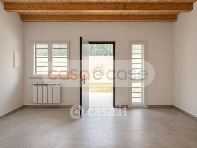 Villa in Via Burano — foto 14 di 20