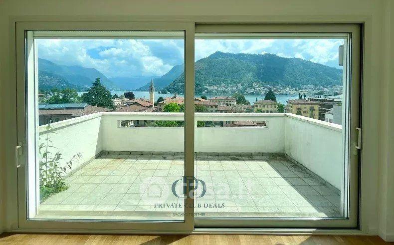 Appartamento in Via Giovio — foto 10 di 29