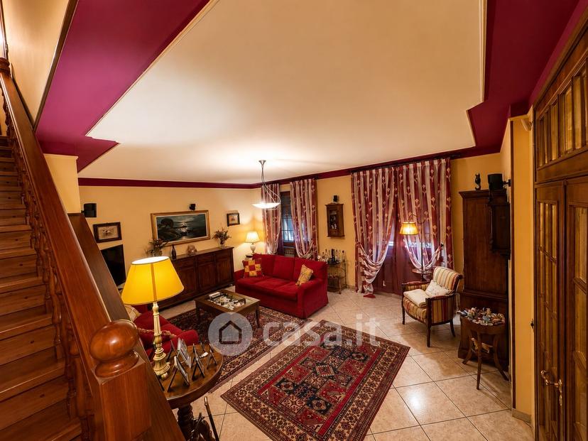 Villa in Via Vecchia di Pozzolo — foto 21 di 36