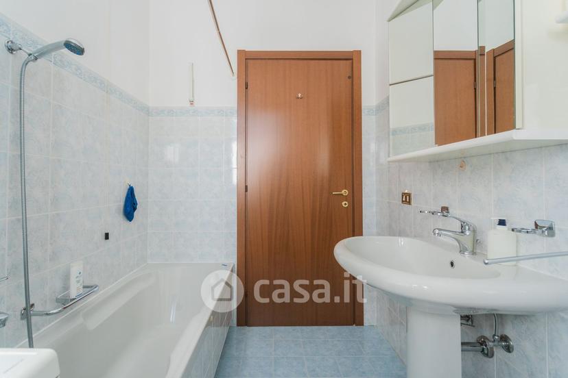 Trilocale in Via Giacomo Leopardi 12 — foto 29 di 56