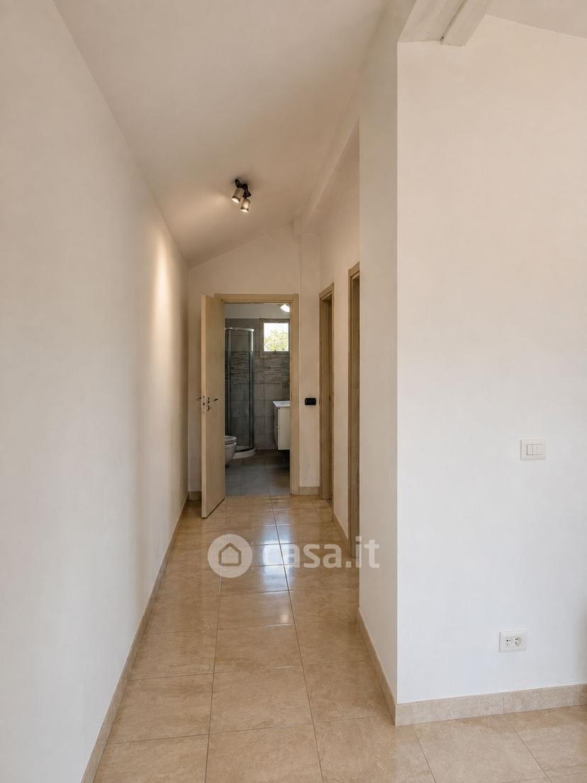 Trilocale in Via Piani di Corzano 44 — foto 4 di 9