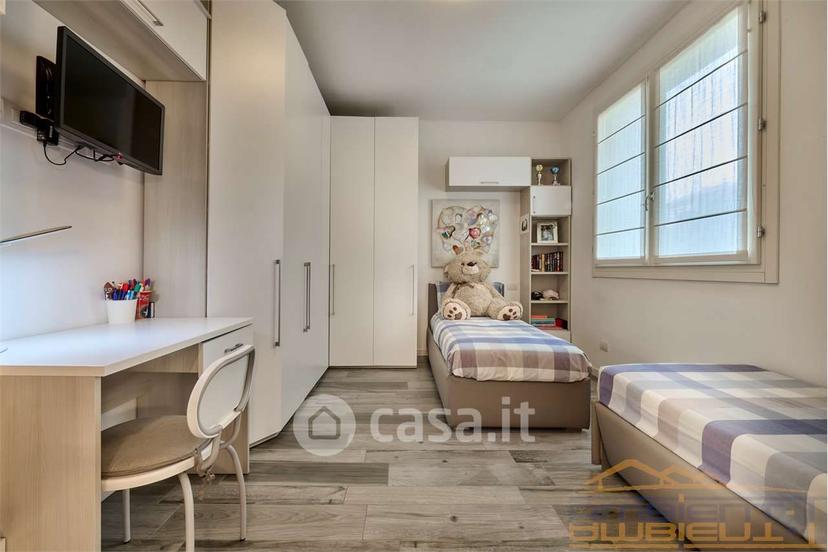 Quadrilocale in Via Don Luigi Sturzo — foto 29 di 34