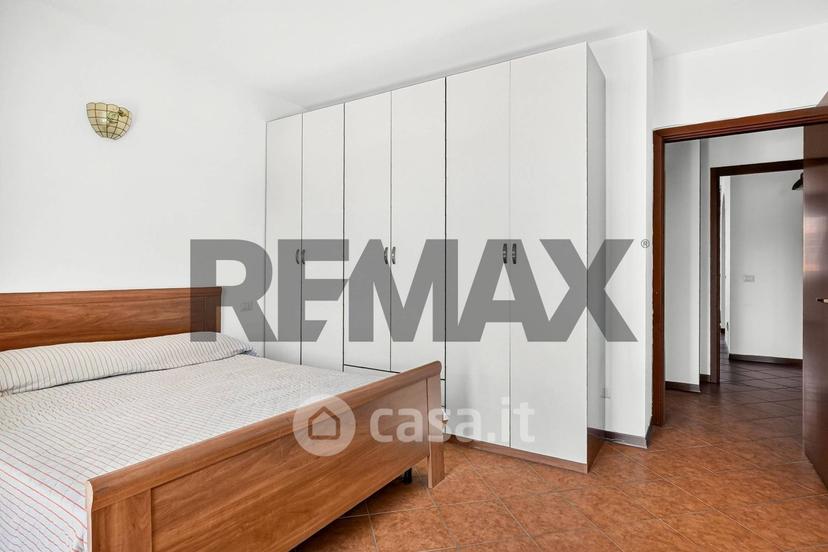 Trilocale in Via Savona 9 — foto 14 di 23
