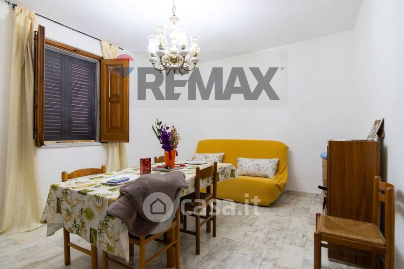 Trilocale in Via Giarre Nunziata 57 — foto 4 di 67
