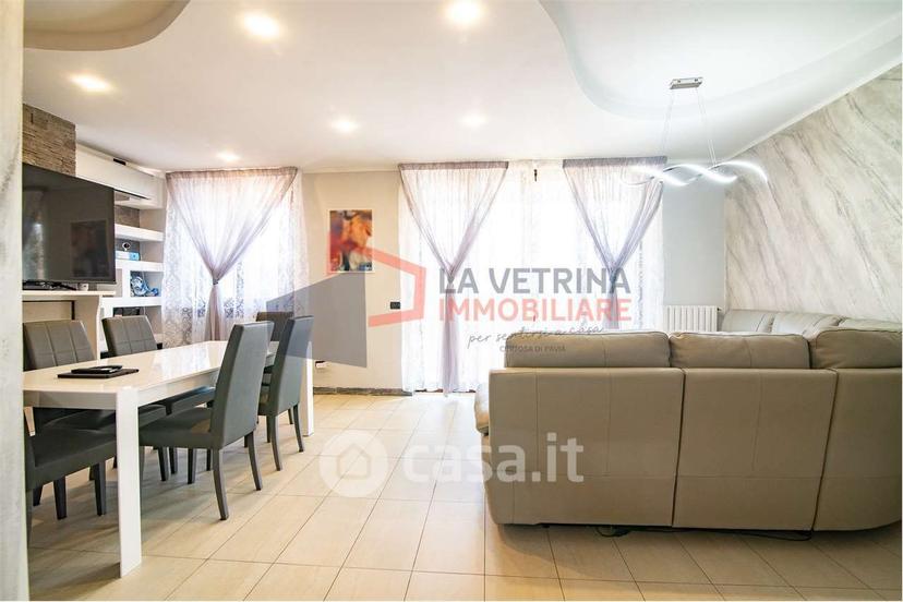 Quadrilocale in Via Laghetto 6 — foto 7 di 39