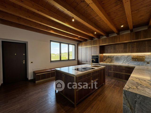 Villa in Via Vermietta 6 — foto 15 di 35