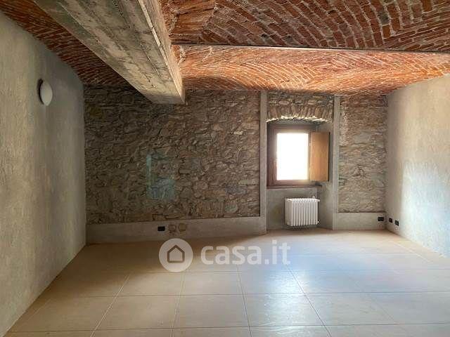 Trilocale in Via Caduti della Libertà 1 — foto 9 di 30
