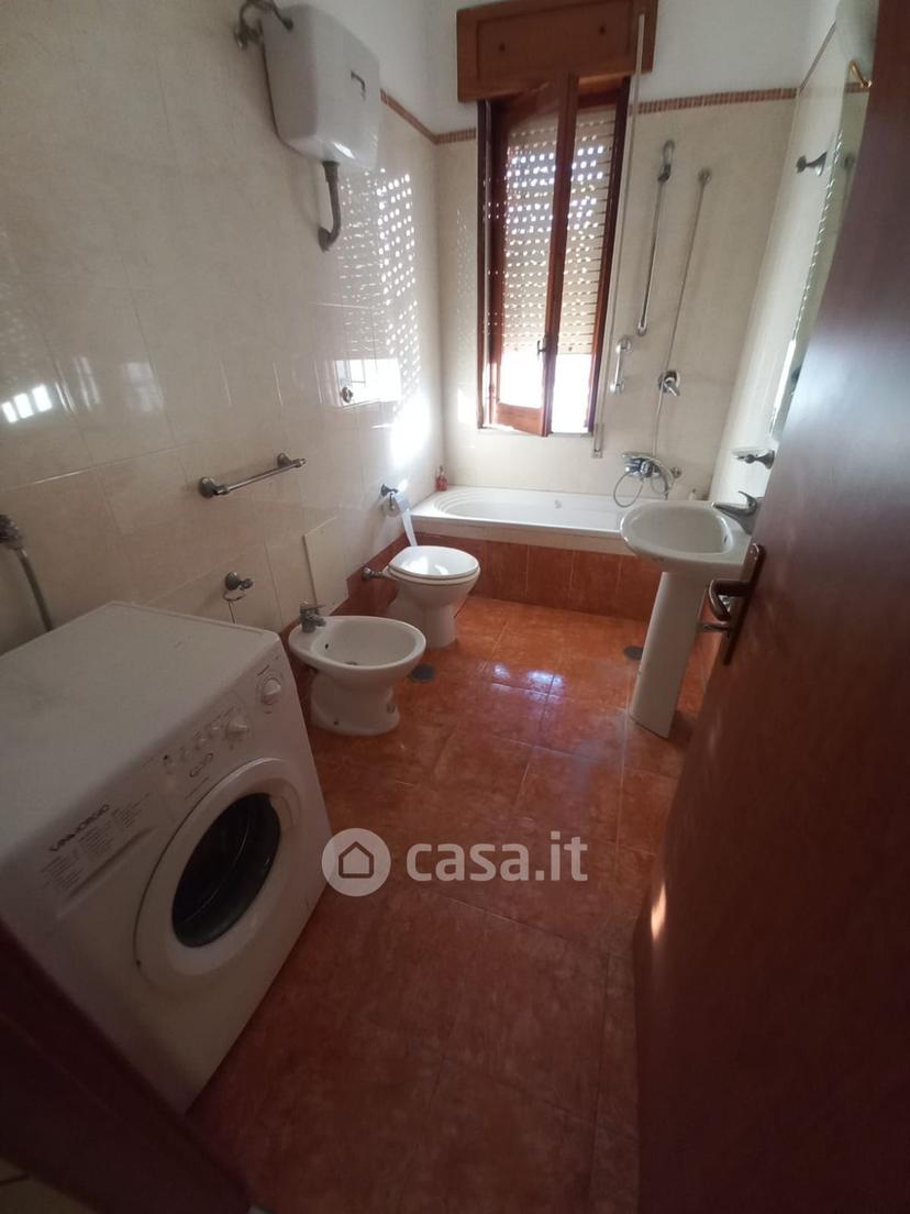 Bilocale in Via Fonseca — foto 2 di 10