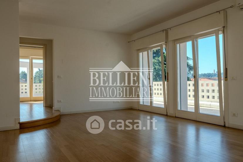 Quadrilocale in Via Alessandro Massaria — foto 23 di 28
