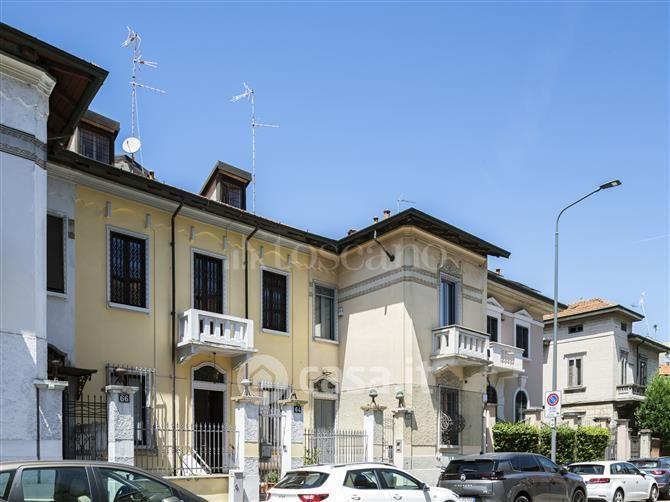 Villa in Via Gaetano Previati — foto 27 di 56