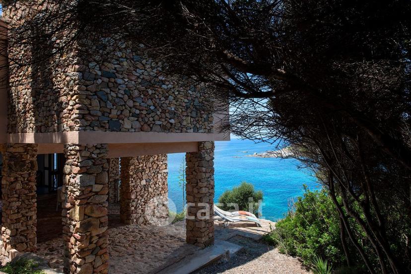 Villa in Via Lago Maggiore — foto 14 di 22