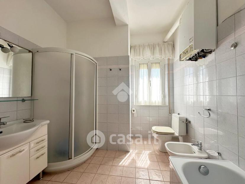 Trilocale in Via delle Pinete 50 — foto 19 di 33