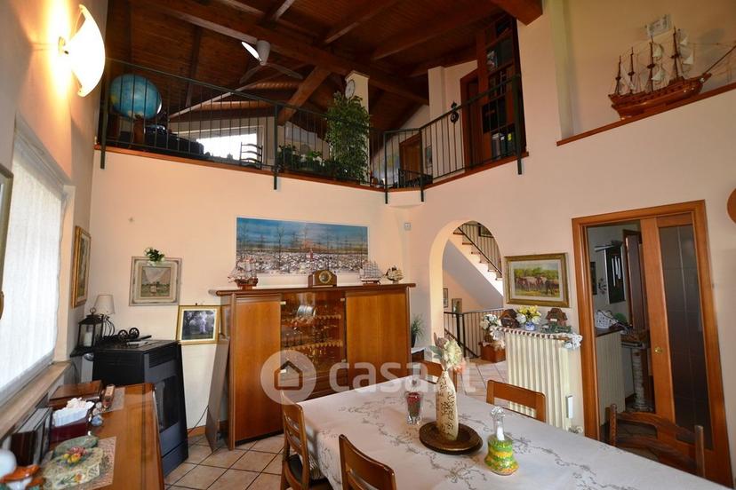 Villa in Via Roma 11 — foto 31 di 40