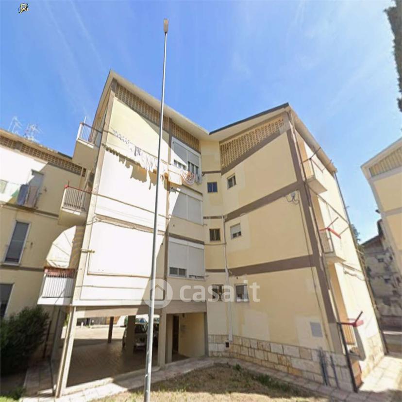 Trilocale in Via Trieste 11 — foto 14 di 35