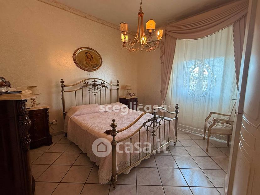 Trilocale in Via Giacomo Leopardi 49 — foto 6 di 9