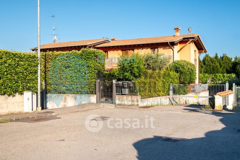 Trilocale in Via della Valle 34 — foto 36 di 36