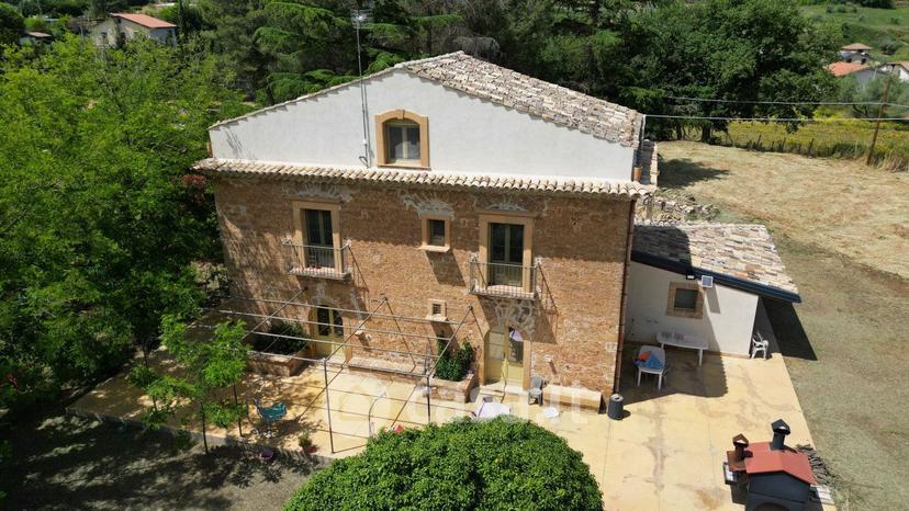 Villa in Contrada Costantino — foto 31 di 90