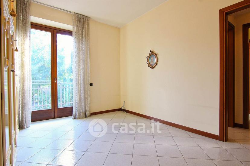 Villa in Via Enrico Fermi 9 — foto 15 di 45