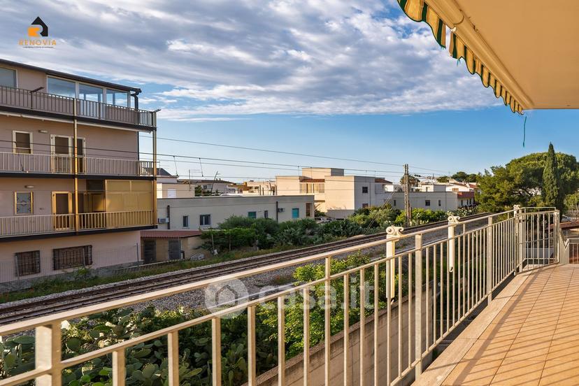 Trilocale in Via Mar Tirreno 186 — foto 16 di 29