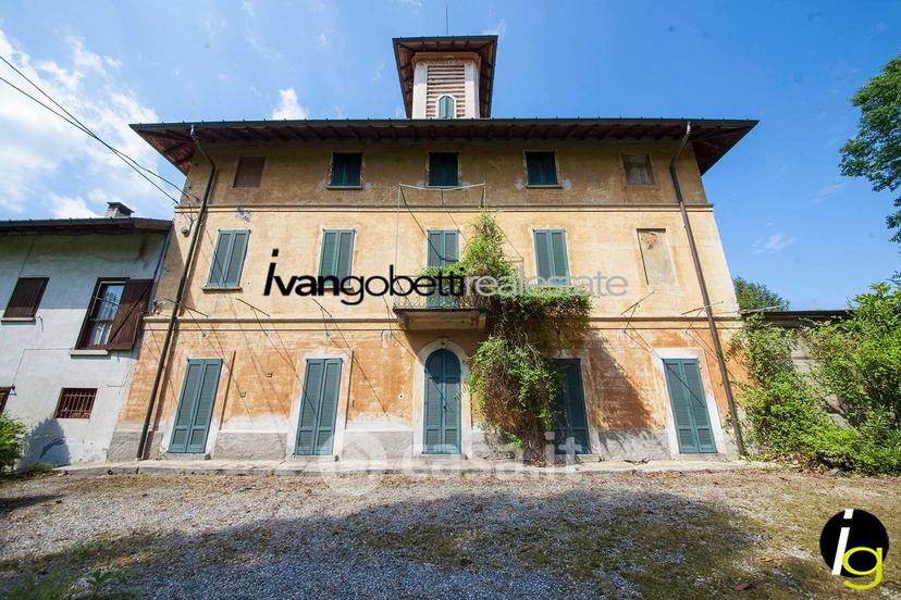 Villa in Via Sempione 13 — foto 14 di 40