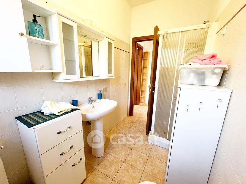 Appartamento in Via U. Bassi — foto 14 di 21