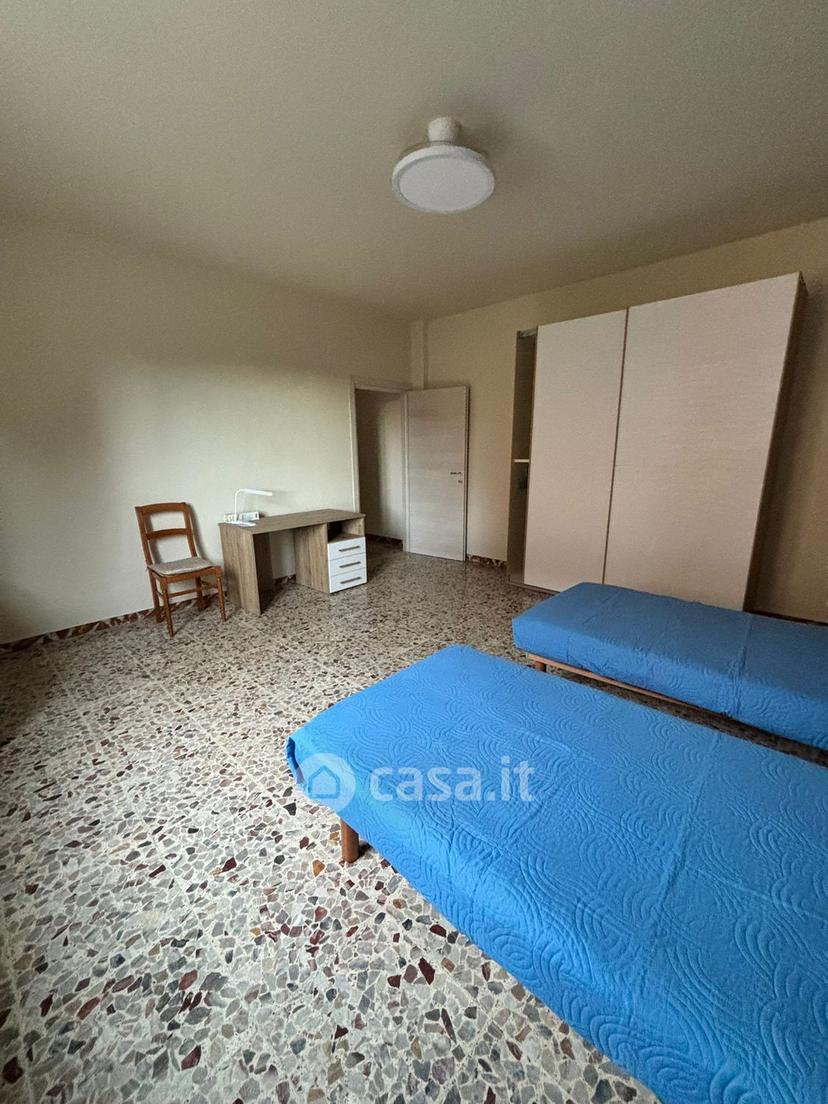 Stanza in Via Monte Nero 19 — foto 7 di 20