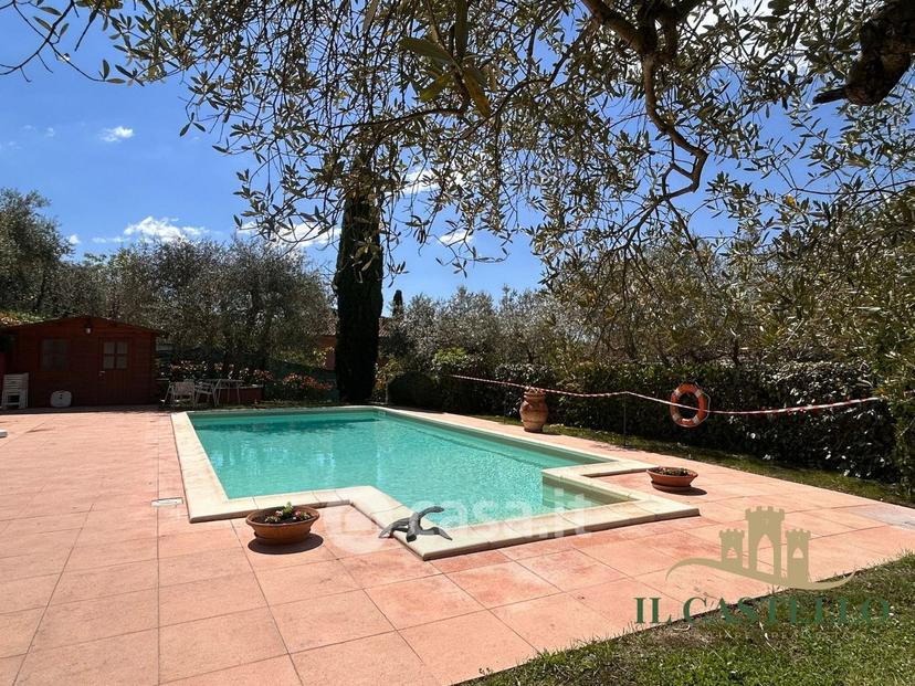 Villa in Via Cesare Pavese — foto 2 di 37