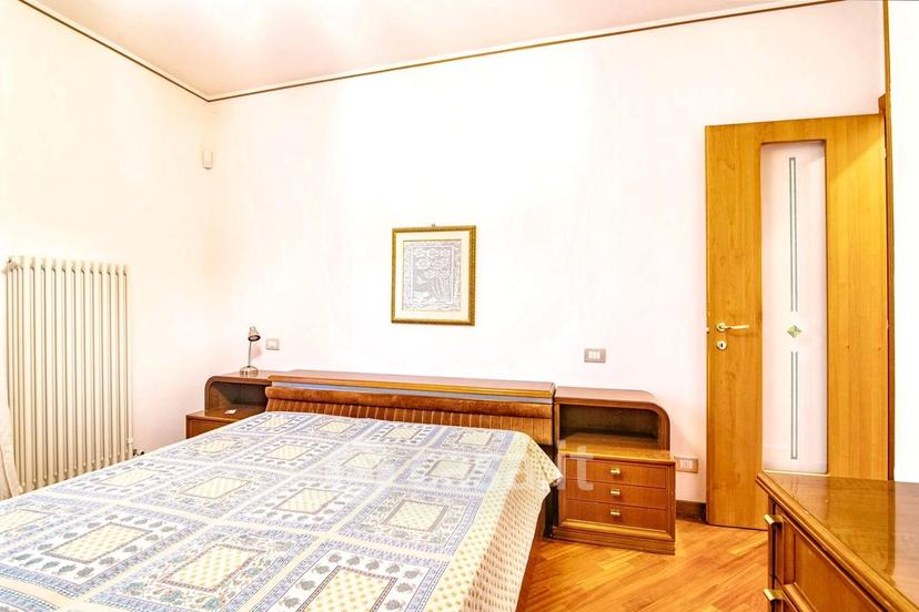 Villa in Via Fratelli Vigorelli — foto 48 di 54