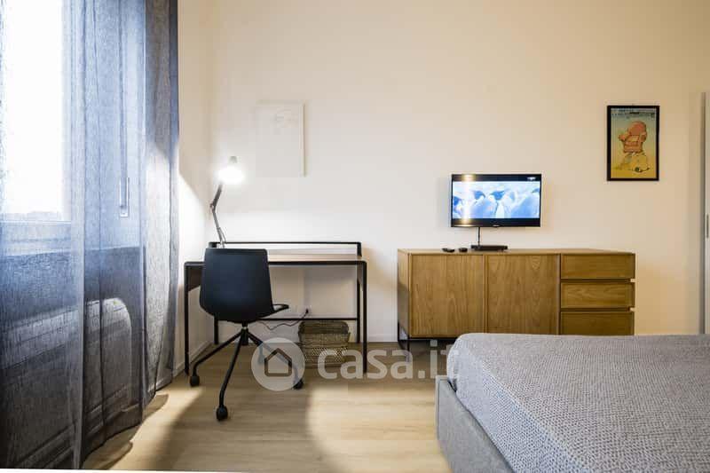 Stanza in Via Madama Cristina 142 — foto 15 di 38