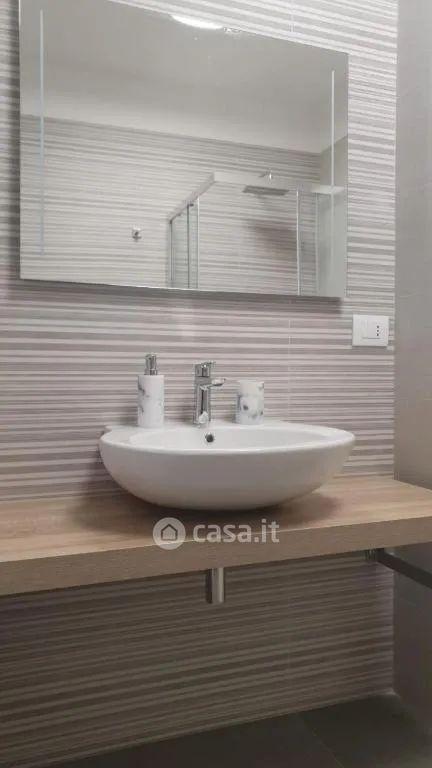 Trilocale in Via Maria Chieco Bianchi 5 — foto 3 di 6