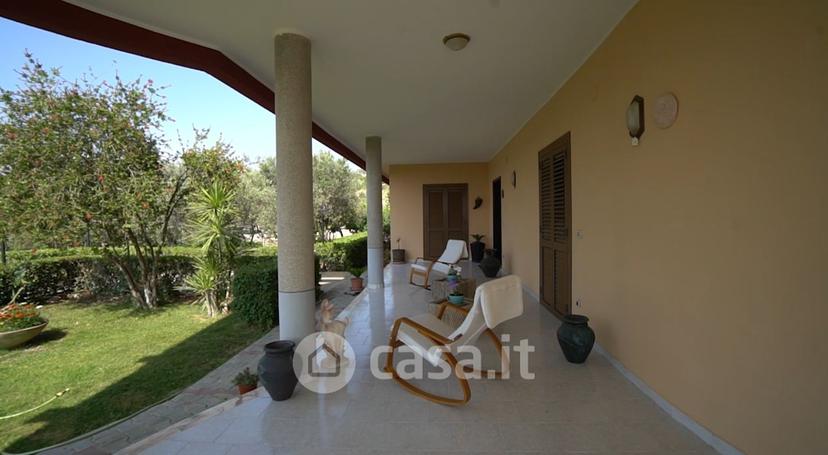 Villa in Via dei Carpini 1 — foto 17 di 51