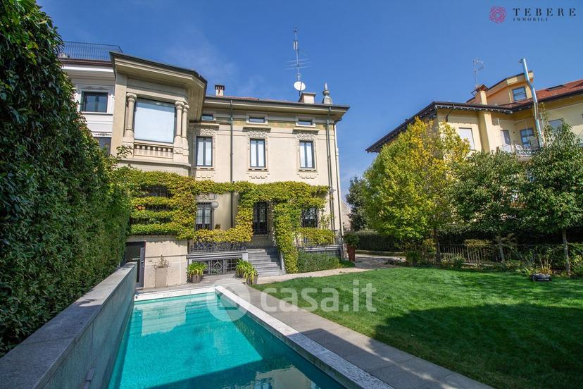 Villa in Corso XX Settembre 50 — foto 44 di 47