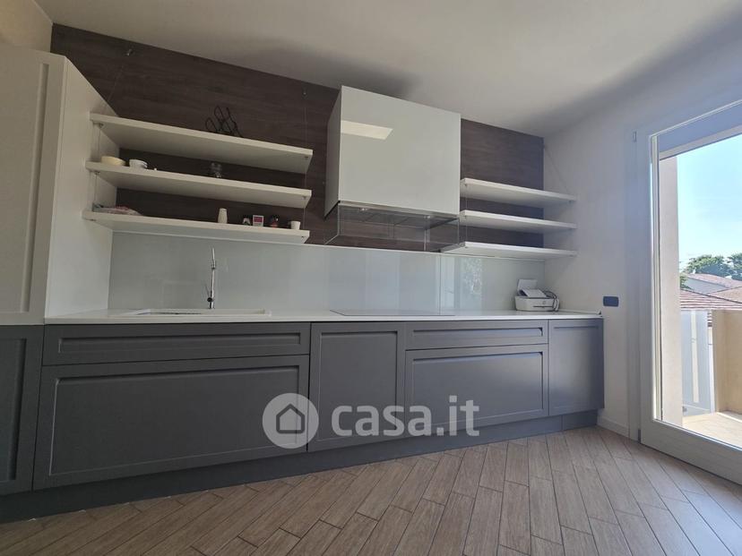 Trilocale in Via Paolo Bozzini — foto 32 di 79