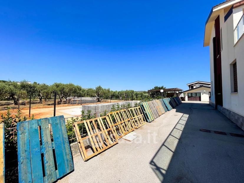 Villa in Via Giovanni Guareschi 67 — foto 20 di 115