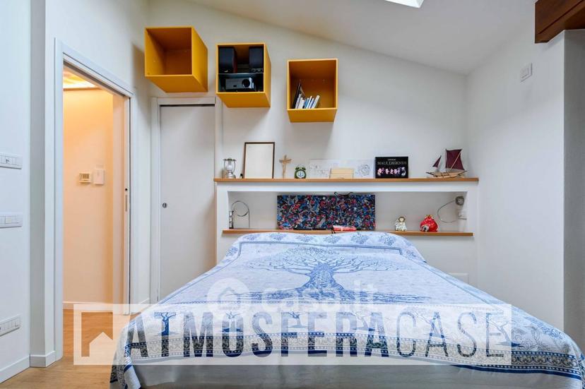 Trilocale in Via Circonvallazione 15 — foto 4 di 39
