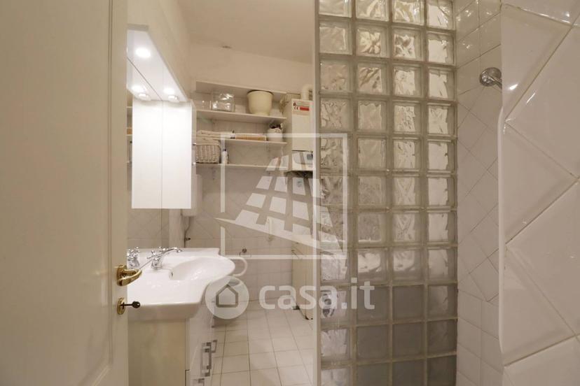Quadrilocale in Via dei Due Gobbi 10 — foto 4 di 36