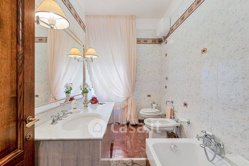 Villa in Via di Poggiarello 24 — foto 26 di 35