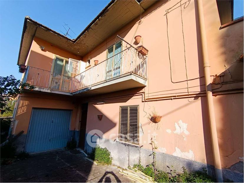 Villa in Via Paolo VI Papa — foto 33 di 33