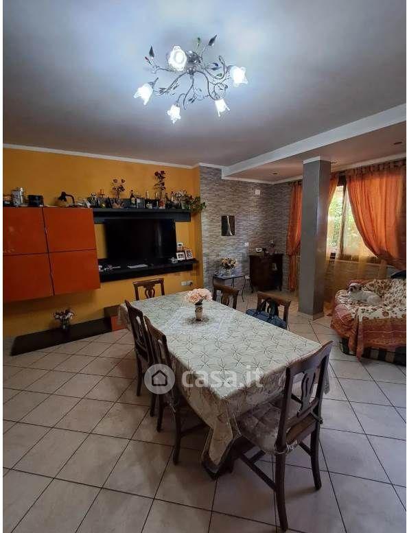 Trilocale in Via Pergolese — foto 12 di 24