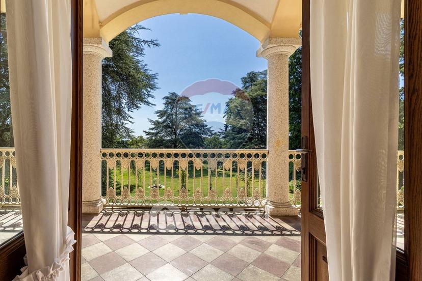 Villa in Via Ing. Bertola 1 — foto 70 di 132