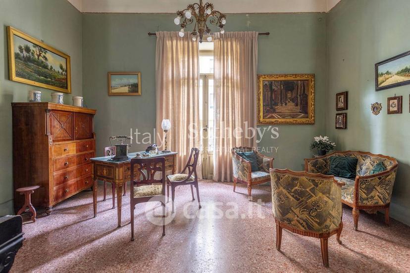 Appartamento in Via XX Settembre — foto 5 di 26