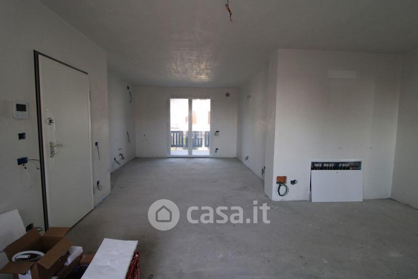 Quadrilocale in Via Achille Grandi 17 -3