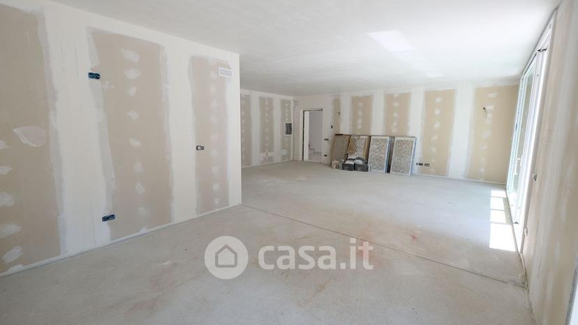 Quadrilocale in Via Giovanni Pascoli — foto 12 di 16
