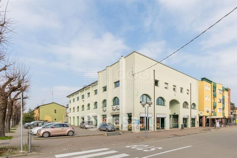 Trilocale in Via Carlo Cattaneo 2 — foto 2 di 18