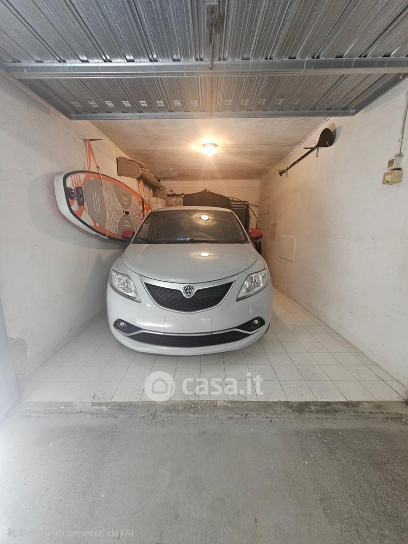 Bilocale in Strada Statale 1 30 — foto 28 di 61