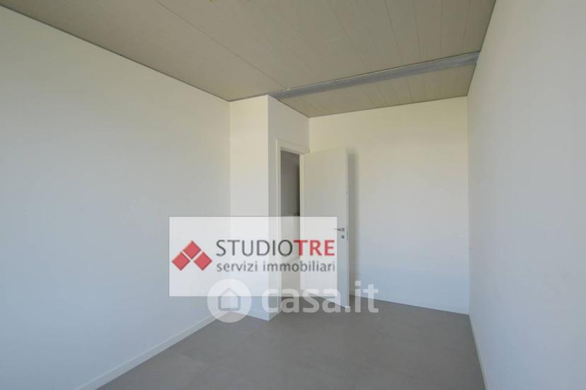 Quadrilocale in Via F .turati 1 — foto 18 di 68