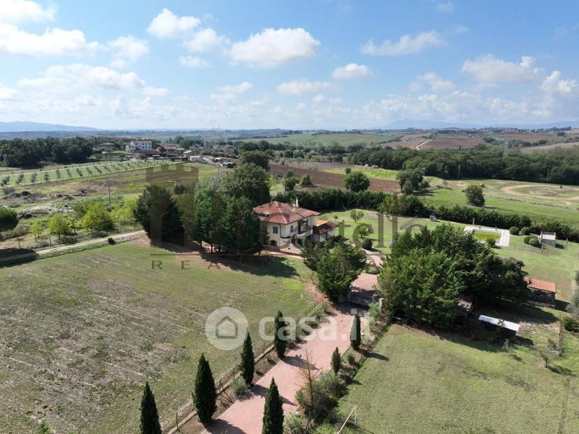 Villa in Via Vitellino — foto 30 di 42